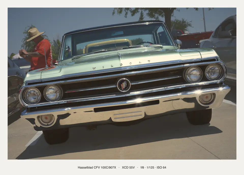 Buick Wildcat, low and green